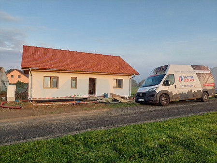 Izolace stropu zděné novostavby rodinného domu v Němčicích u Lokte